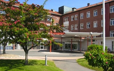 Huvudentrén till Hässleholms sjukhus.